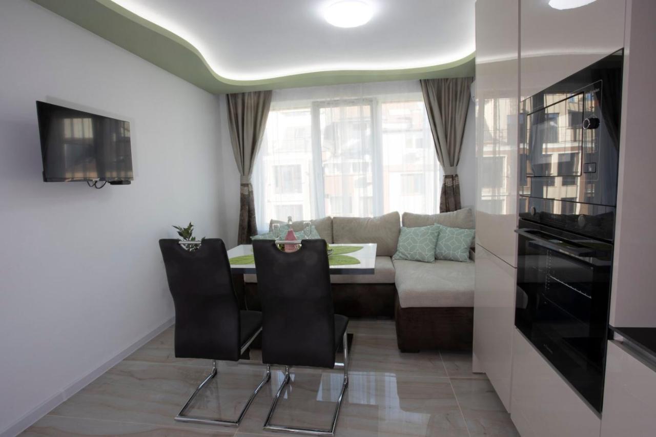 Ferienwohnung Апартамент За Гости Ивви-2 Burgas City Exterior foto